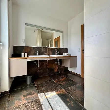 Teichblick Apartment *